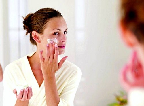 Pomada retinóica para rugas: revisões de cosmetologistas