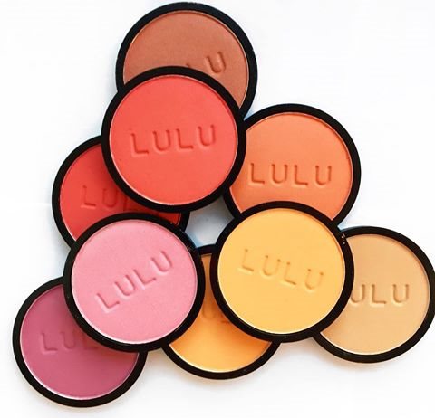 Nova marca francesa de cosméticos Lulu Paris (críticas femininas)