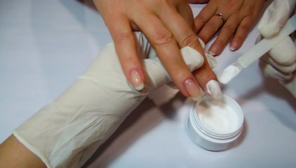 Fortalecimento correto das unhas com pó acrílico para polonês de gel