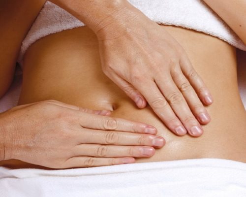 Massagem abdominal visceral