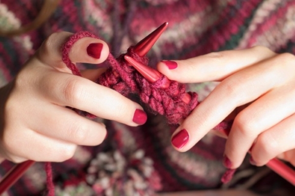 Comment tricoter un chapeau. Chapeau pour femmes, hommes, enfants. Modèles de tricot