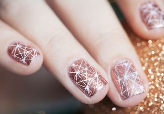 Esmalte em gel para unhas curtas - novas idéias, design, foto: francês, olho de gato, bela manicure lua