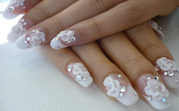 As melhores ideias de manicure de casamento para a noiva. Tendências da moda, design com fotos curtas, longas, estendidas, unhas de gel, francesas