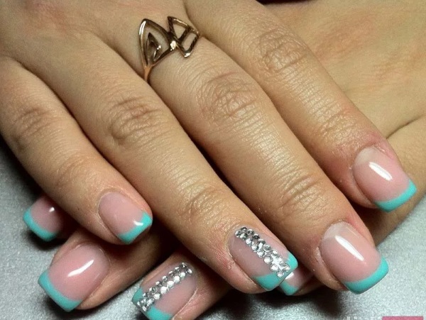 Manicure francesa com strass. Foto, tendências de design da moda. Como fazer goma-laca e polimento em gel