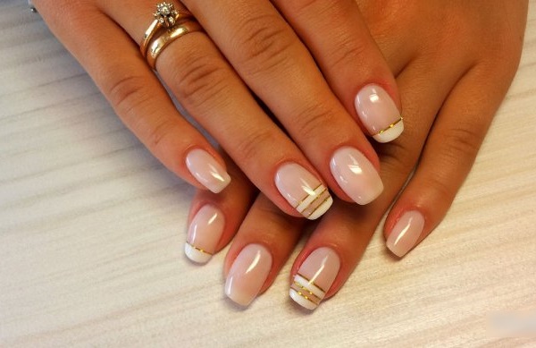 Manicure francesa com strass. Foto, tendências de design da moda. Como fazer goma-laca e polimento em gel