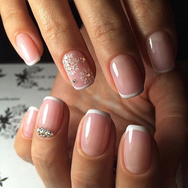 Manicure francesa com strass. Foto, tendências de design da moda. Como fazer goma-laca e polimento em gel