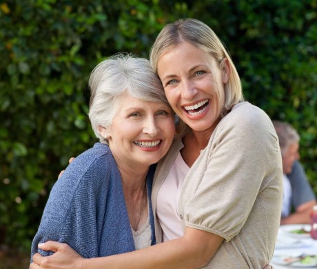 Mots de gratitude à maman de fille touchante aux larmes, belle, sincère, douce, félicitations et souhaits