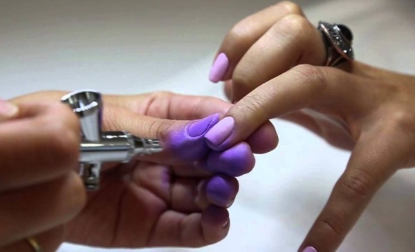 Manucure élégante pour les ongles courts. Design, nouveautés 2024 Gel Polish