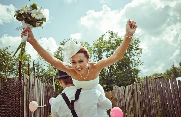 Redenção do roteiro de noiva, concursos, original, legal, moderno, incomum, interessante, engraçado em um casamento. Uma foto