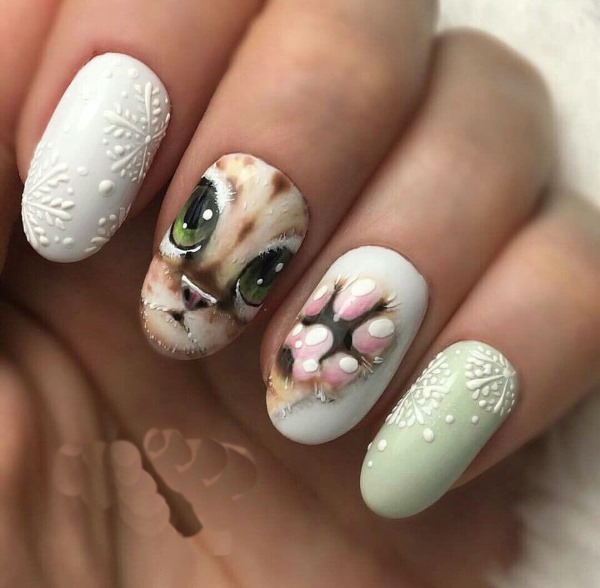 Desenhos de unhas para iniciantes passo a passo. Foto, vídeo simples com um estêncil, strass, desenhos