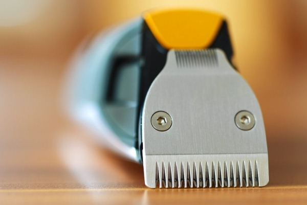 Aparadores de barba e bigode. Classificação do melhor orçamento e profissional