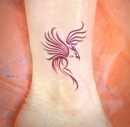 Tatuagem de Phoenix. Significado para meninas no pulso, braço, costas, perna. Fotos, esboços