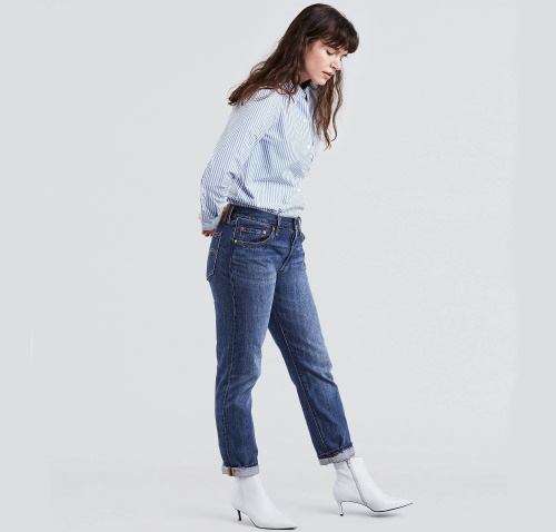 Jeans à la mode pour femmes 2024. Photos, tendances, actualités