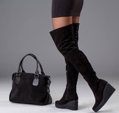 Bottines en daim sans talon, talons aiguilles, hiver, automne. Photo, quoi porter