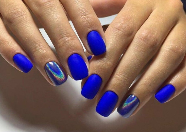 Belle manucure sur les ongles courts. Photo, comment faire, concevoir des idées