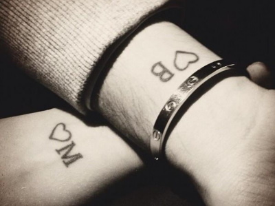 Tatuagens para um casal de amantes com significado, inscrições, fotos com decodificação