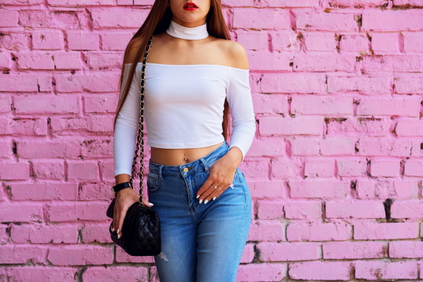 Jeans justos para mulheres, para adolescentes. Fotos, estilos, cores, o que vestir