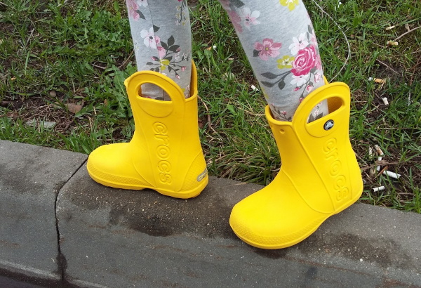 Pantofi Crocs (Crocs). Grilă dimensională pentru copii, bărbați, crocuri pentru femei: cizme, adidași, sandale, cizme