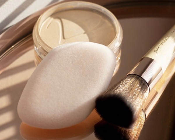 Poudre minérale Jane Iredale. Avis comment utiliser