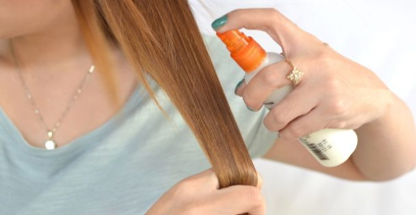 Cachos em tubos de coquetel. Foto para cabelo curto, longo, médio e molhado