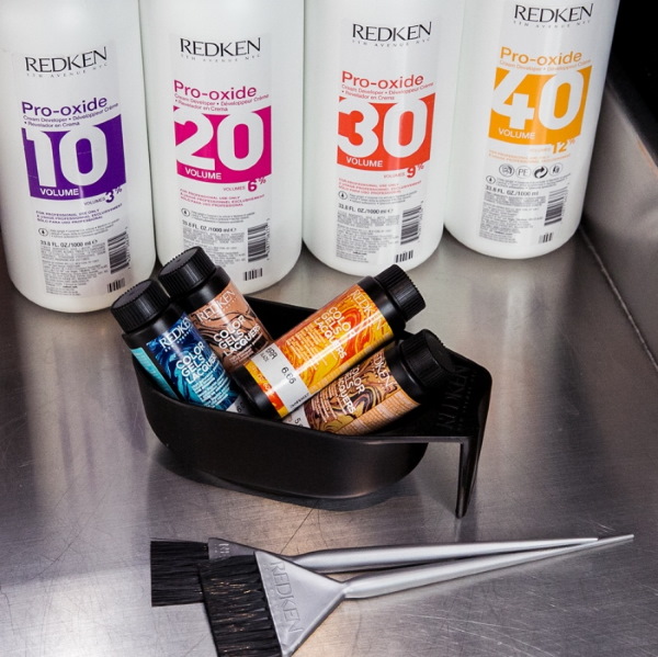 Teinture capillaire Redken (Redken). Palette de couleurs, photos, avis